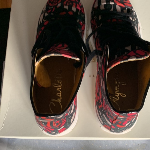 🎉Host Pick✨Charlotte Olympia Multicolor/Rose Print Canvas HighTop Sneakers SZ38 - Picture 11 of 14